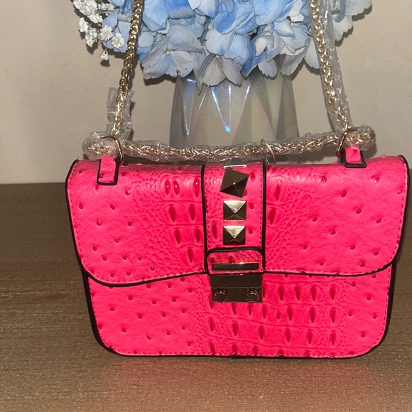 NWT Hot Pink Women's Crossbody Bag with Stud Accent - Picture 7 of 7